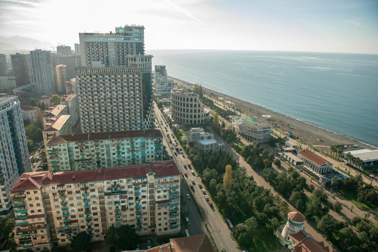 Orbi City Aparthotel Black Sea View Batumi Esterno foto