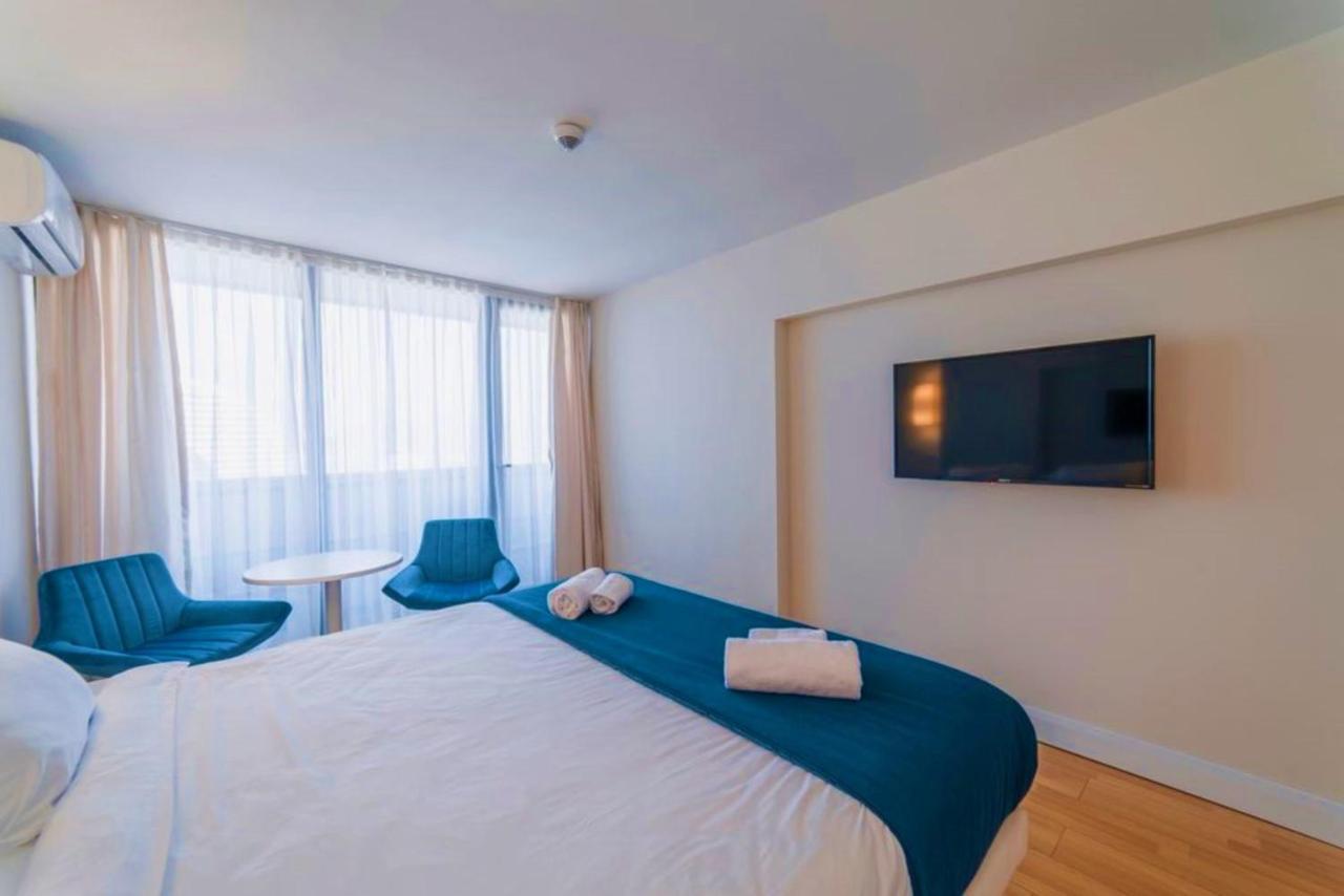 Orbi City Aparthotel Black Sea View Batumi Esterno foto