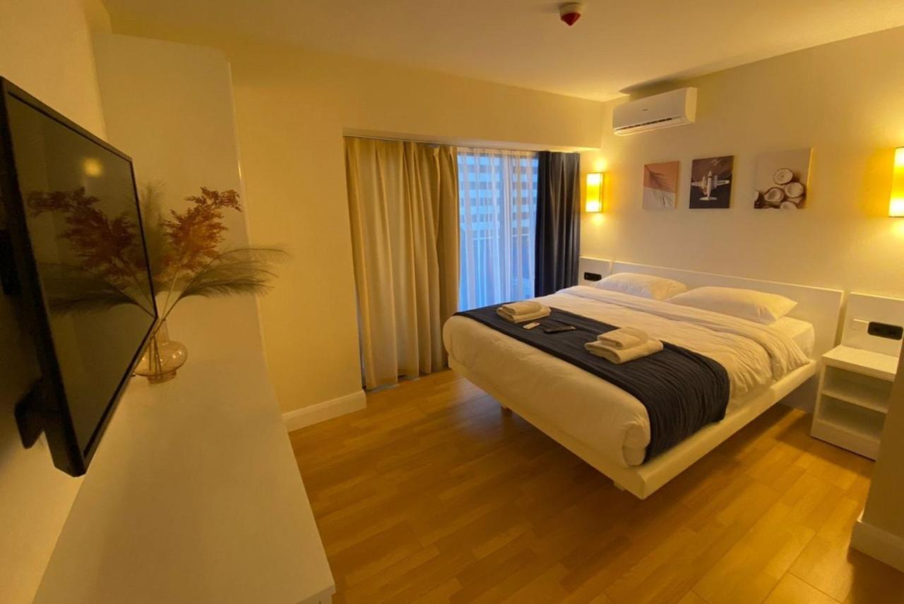 Orbi City Aparthotel Black Sea View Batumi Esterno foto