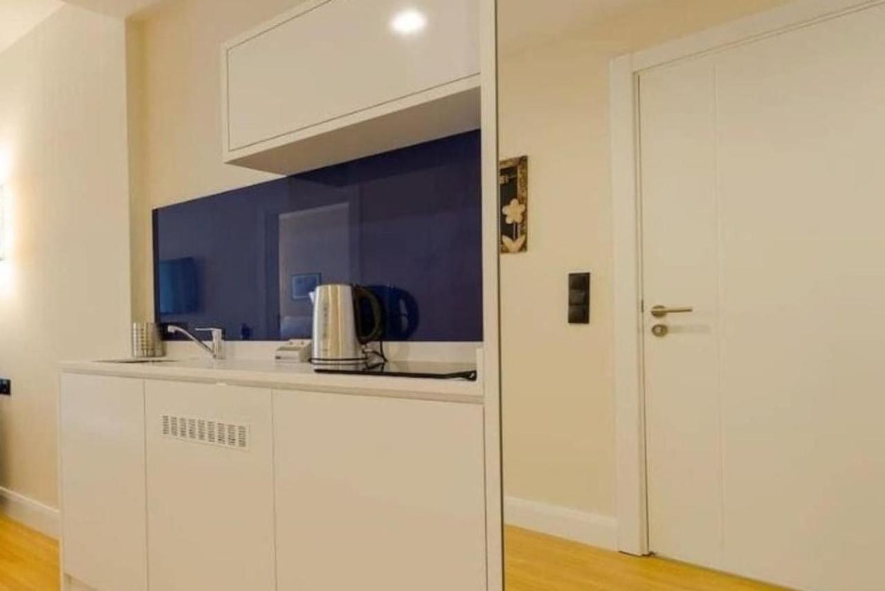 Orbi City Aparthotel Black Sea View Batumi Esterno foto