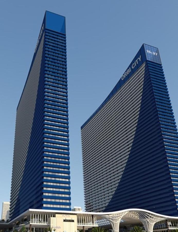 Orbi City Aparthotel Black Sea View Batumi Esterno foto